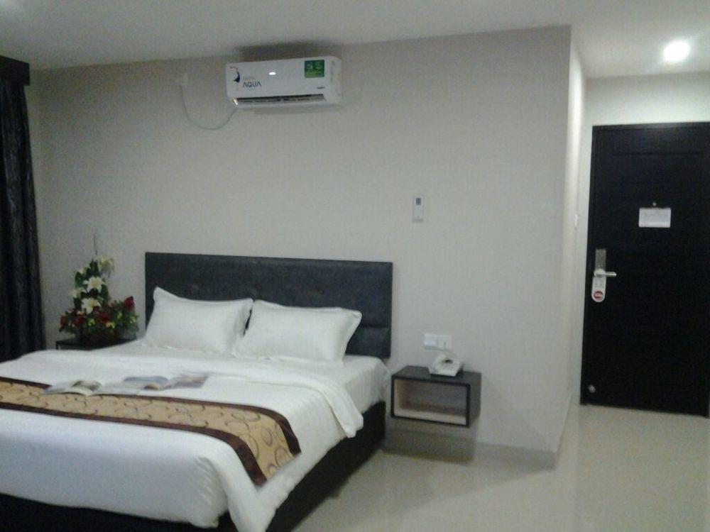 City Central Hotel Batam Esterno foto